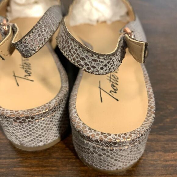Trotters Joselyn Snakeskin Metallic Print Slingback Flat Shoe Size 8.5M NEW - Picture 4 of 7